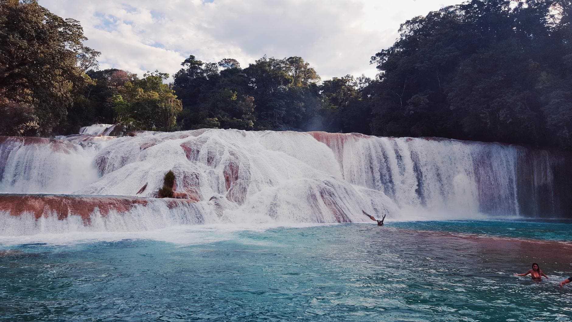 Salto de los Patos Waterfall