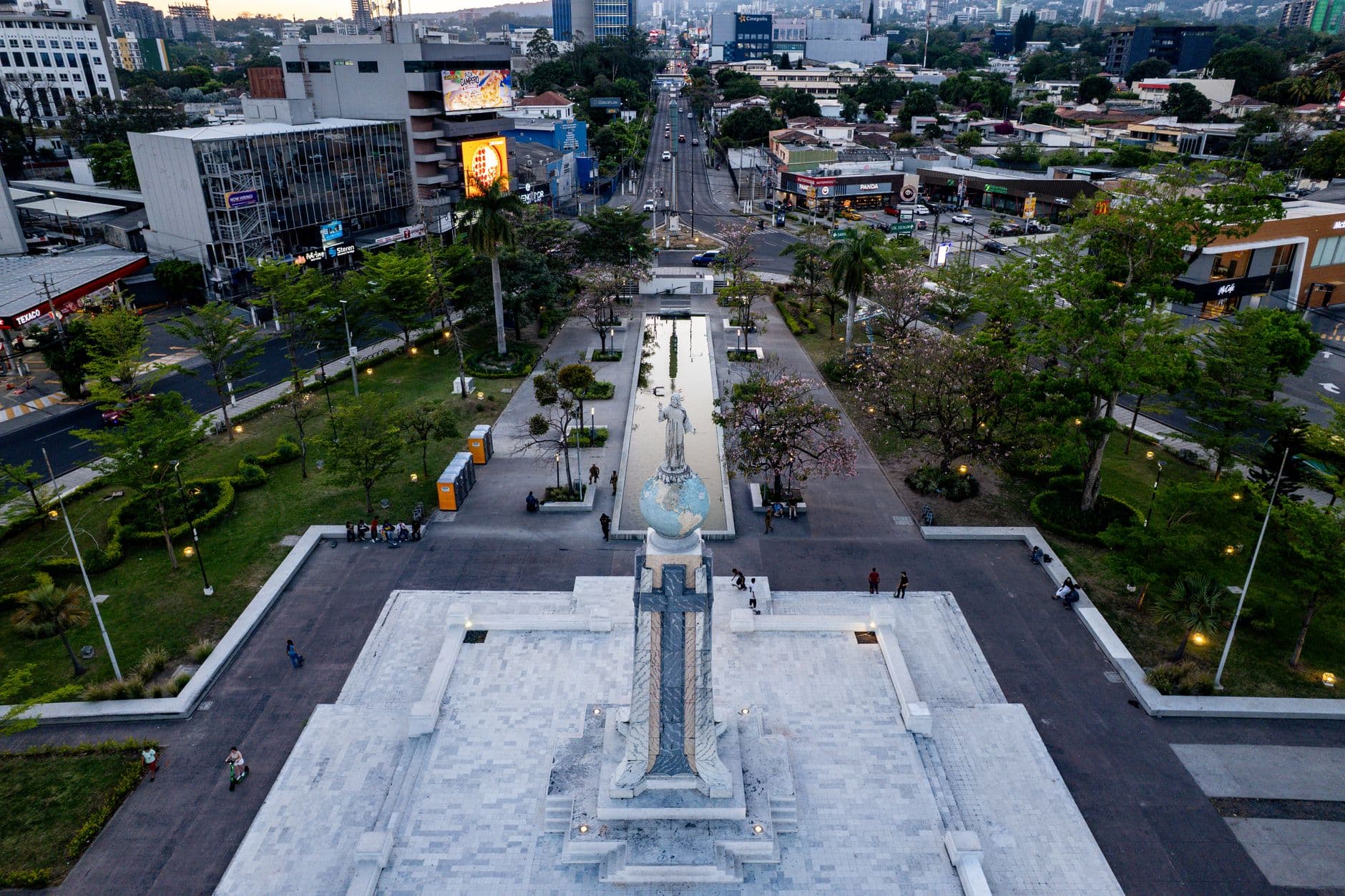 Parque Central Licey al Medio