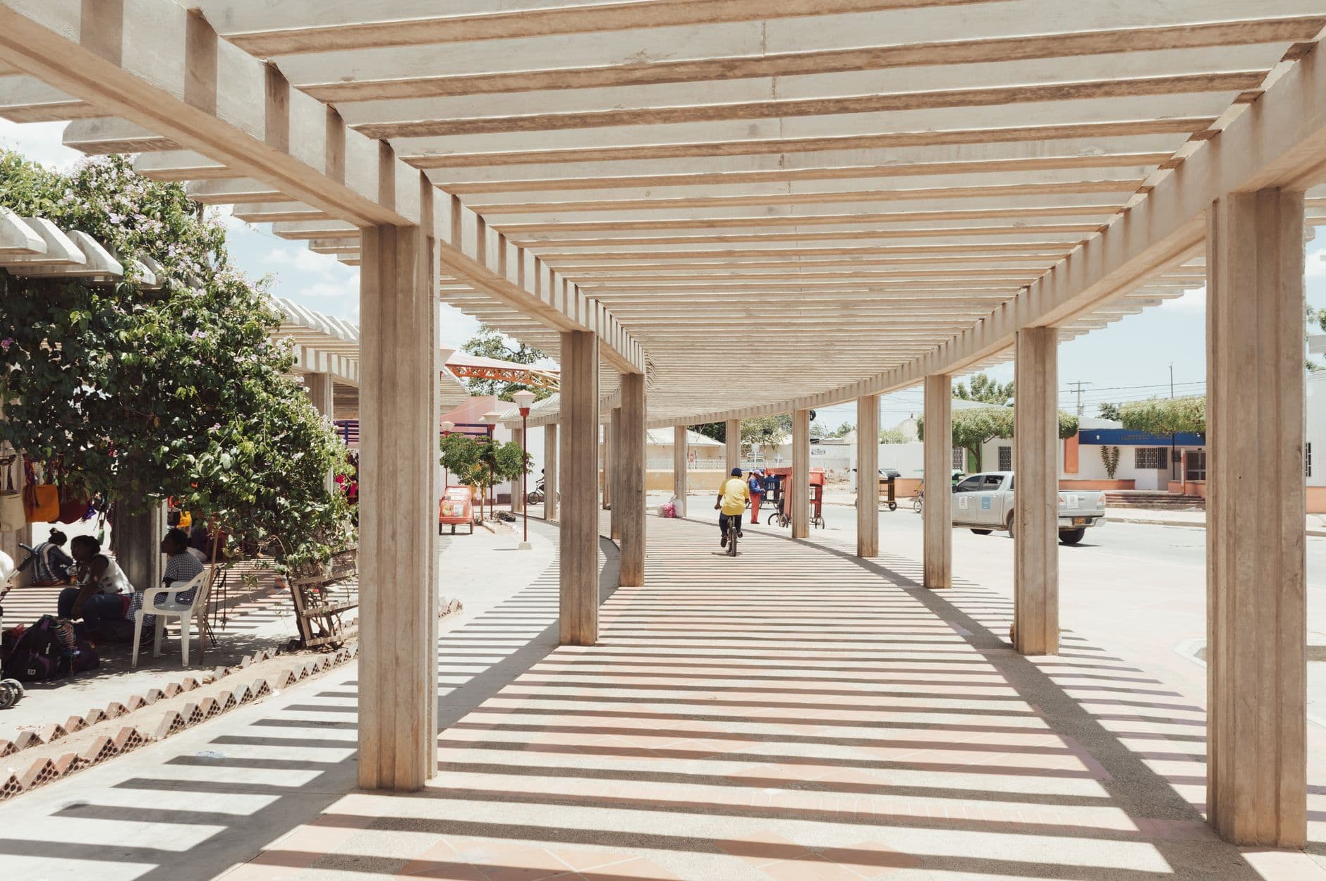 Plaza Comercial Las Guáranas