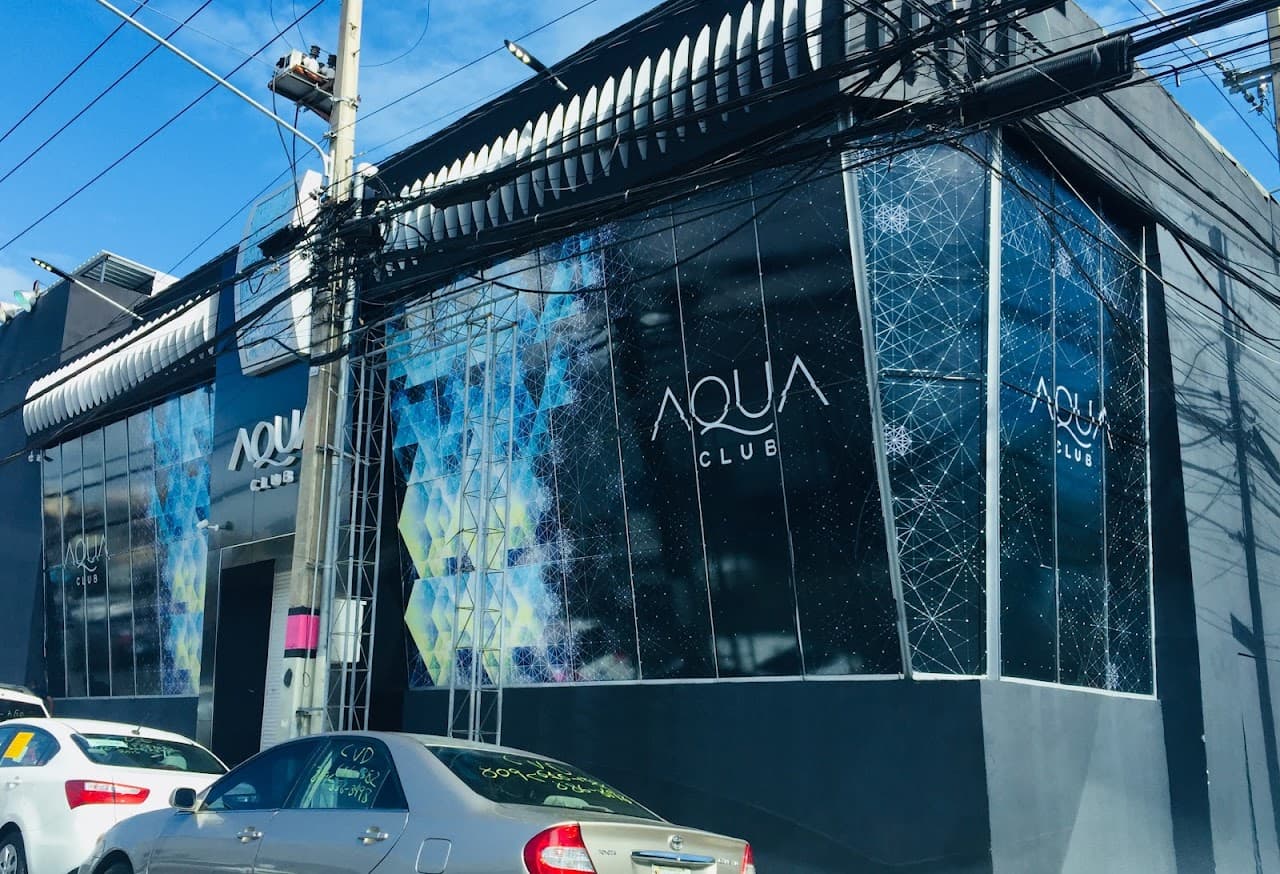 Aqua Club